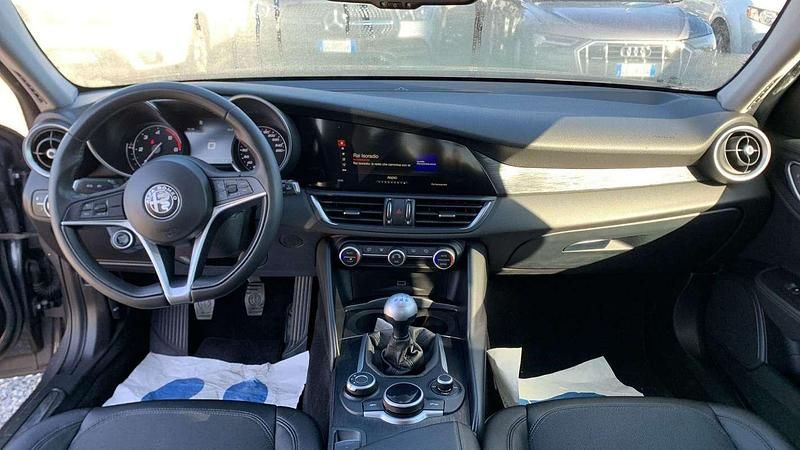 Usata Alfa Romeo Giulia Business 150 CV (110 kW) 2018 Berlina