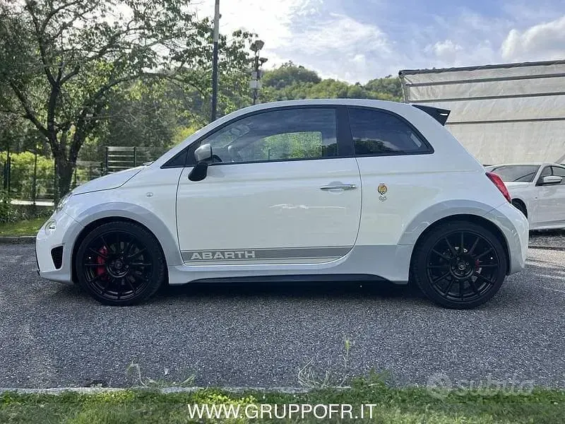 Usata Abarth 695 Esseesse 180 CV (132 kW) 2021 Bianco Utilitaria