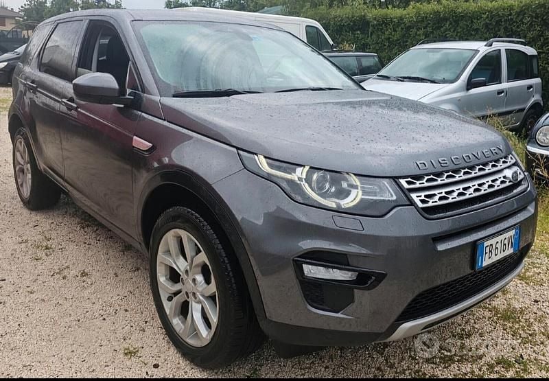 Usata Land Rover Discovery Sport HSE Luxury 179 CV (131 kW) 2016 Grigio SUV