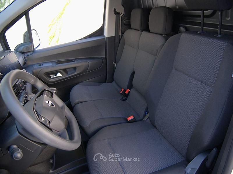 Nieuw Opel Combo S 102 PK (75 kW) 2025 Wit MPV