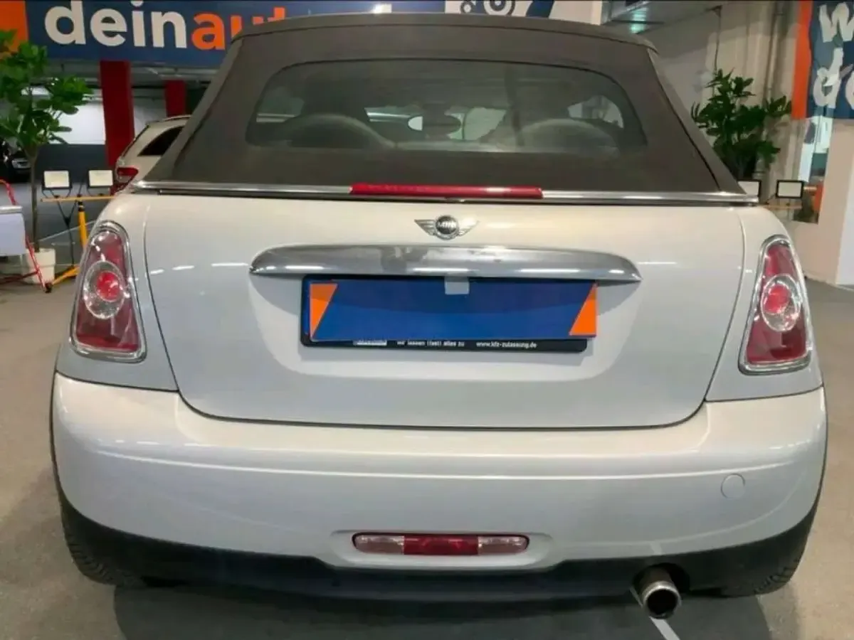 Usata Mini Cooper Cabriolet 122 CV (89 kW) 2015 Bianco Cabrio