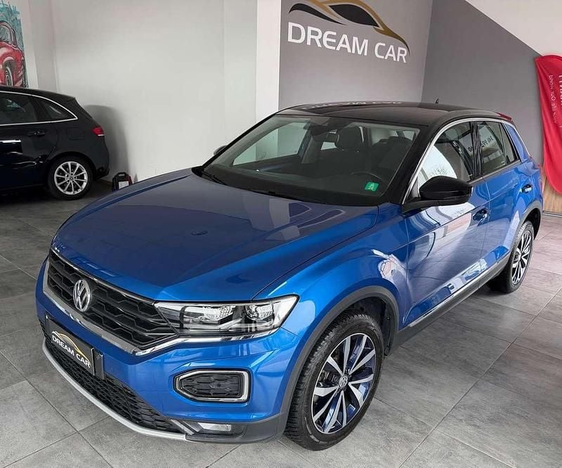 Usata VW T-Roc Style 116 CV (85 kW) 2017 Blu/azzurro SUV