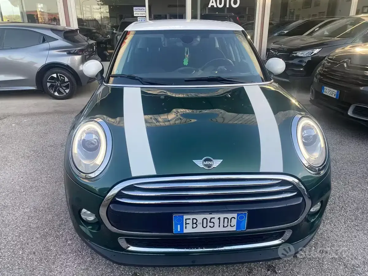 Usata Mini Cooper D Countryman 111 CV (81 kW) 2015 Verde SUV