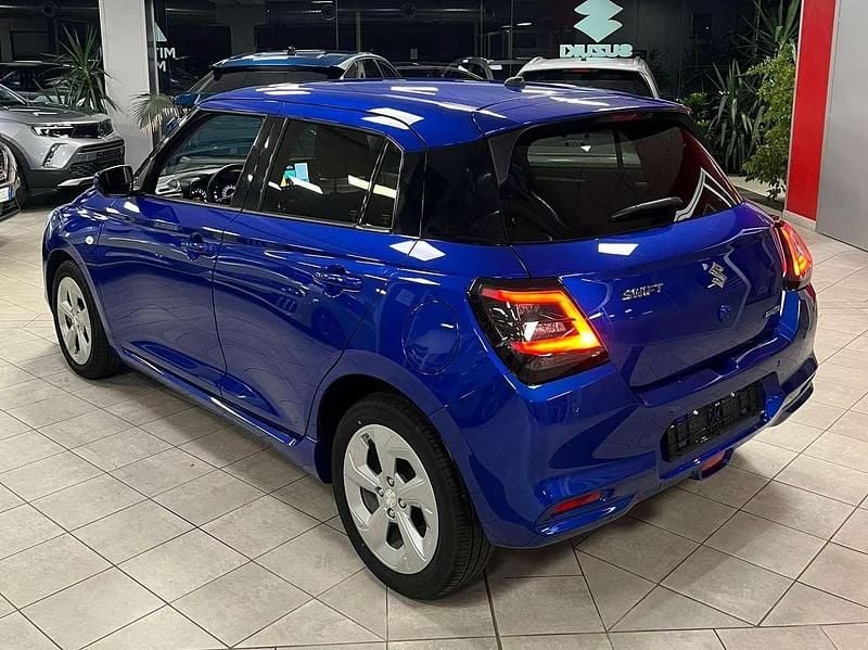 Usata Suzuki Swift 83 CV (61 kW) 2025 Blu/azzurro Utilitaria