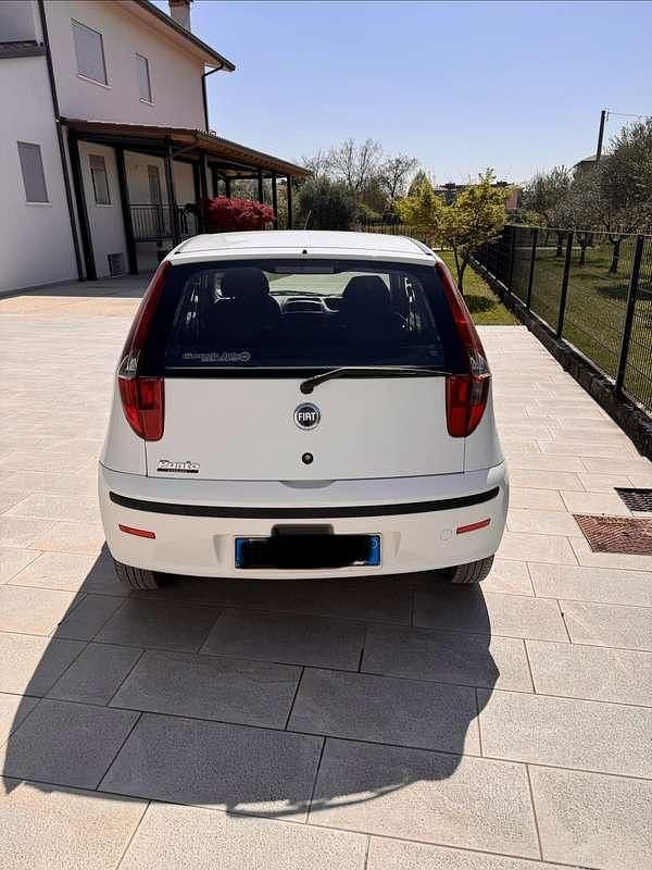 Usata Fiat Punto Classica 60 CV (44 kW) 2007 Utilitaria