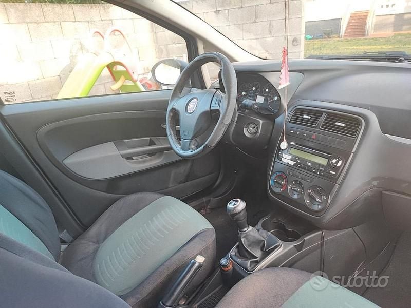 Usata Fiat Punto 75 CV (55 kW) 2008 Grigio Utilitaria