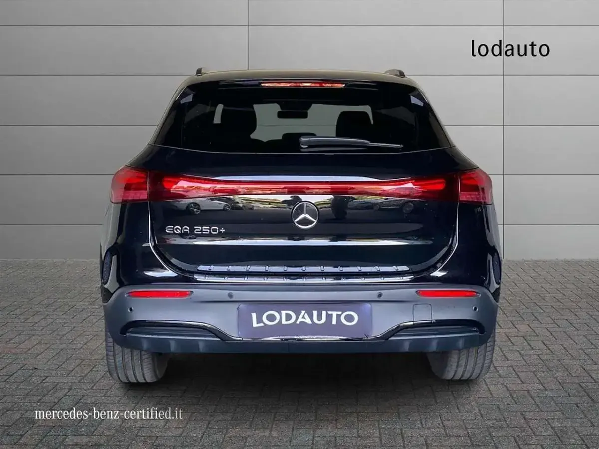 Usata Mercedes EQA250+ Advanced 139 kW (190 CV) 2025 Nero SUV