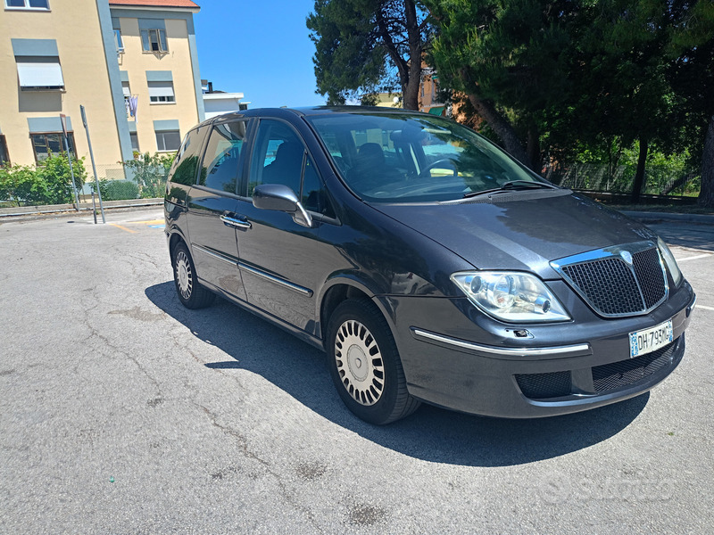 Usato 2007 Lancia Phedra 2.0 Diesel 136 CV (1.990 €)