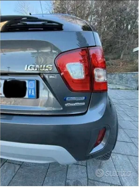 Usata Suzuki Ignis 83 CV (61 kW) 2024 Grigio SUV