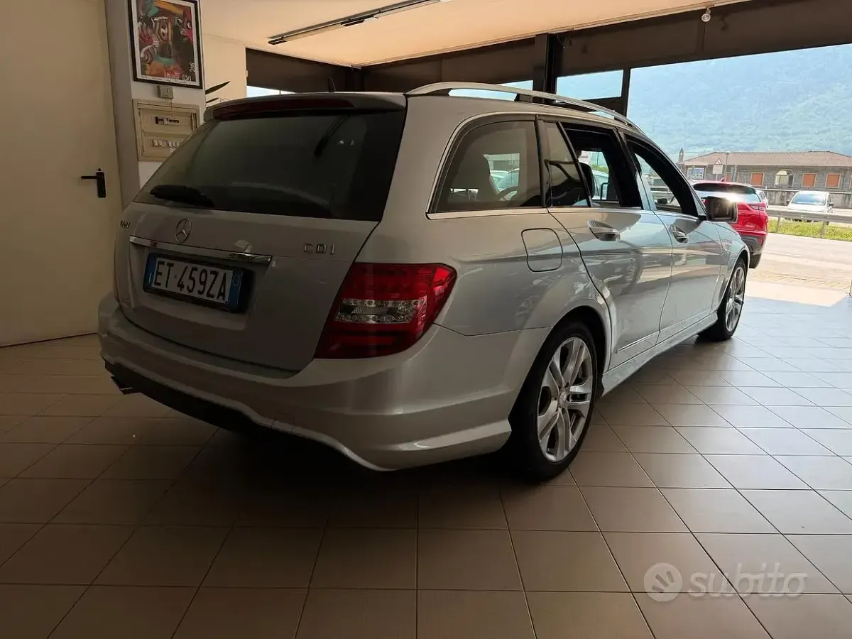 Usata Mercedes C220 170 CV (125 kW) 2014 Grigio Station wagon