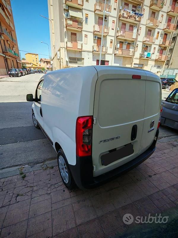 Usata Fiat Fiorino 80 CV (58 kW) 2018 Bianco Monovolume