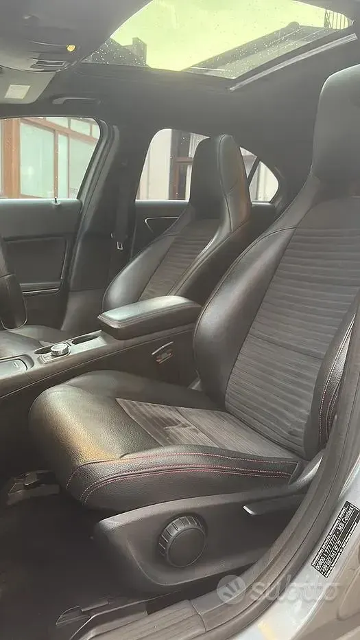 Usata Mercedes A180 AMG 109 CV (80 kW) 2015 Grigio Utilitaria