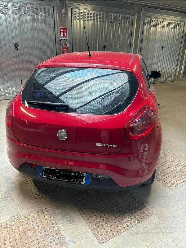 Usata Fiat Bravo 90 CV (66 kW) 2012 Utilitaria