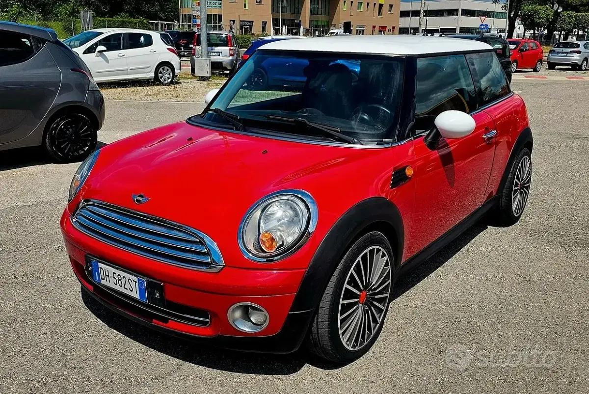 Usata Mini ONE Salt 95 CV (69 kW) 2007 Rosso Utilitaria