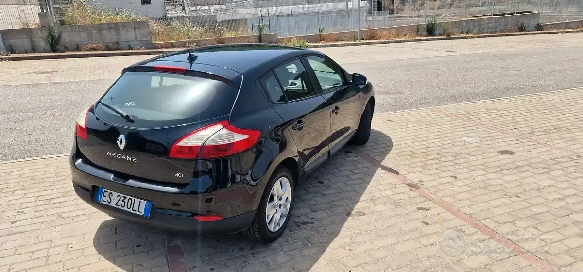 Usata Renault Mégane III 110 CV (80 kW) 2013 Nero Berlina