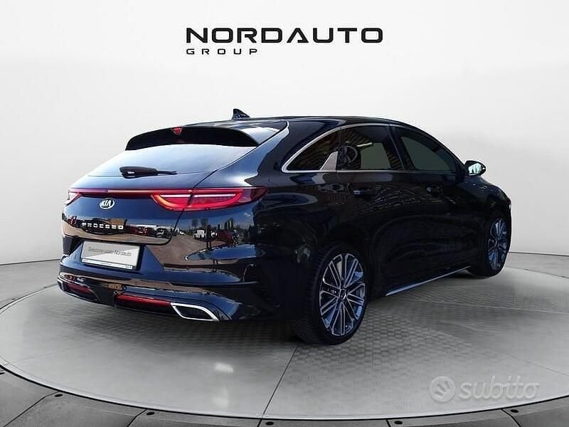 Usata Kia ProCeed GT-Line 136 CV (100 kW) 2019 Nero Station wagon