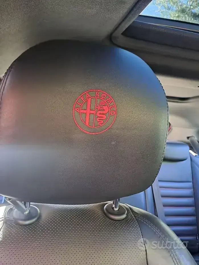 Usata Alfa Romeo Giulietta 170 CV (125 kW) 2011 Rosso Utilitaria