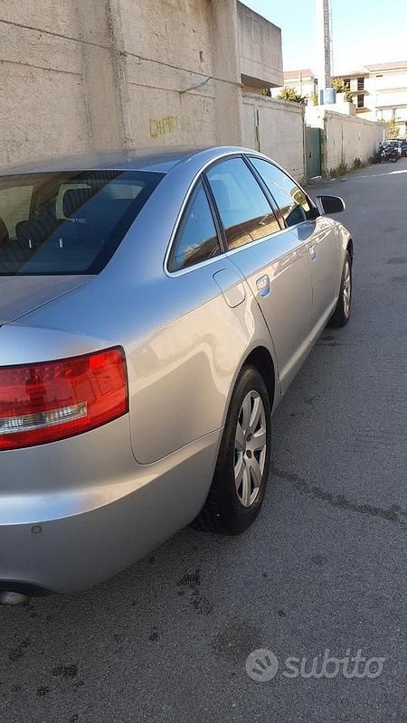 Usata Audi A6 220 CV (161 kW) 2004 Grigio Berlina