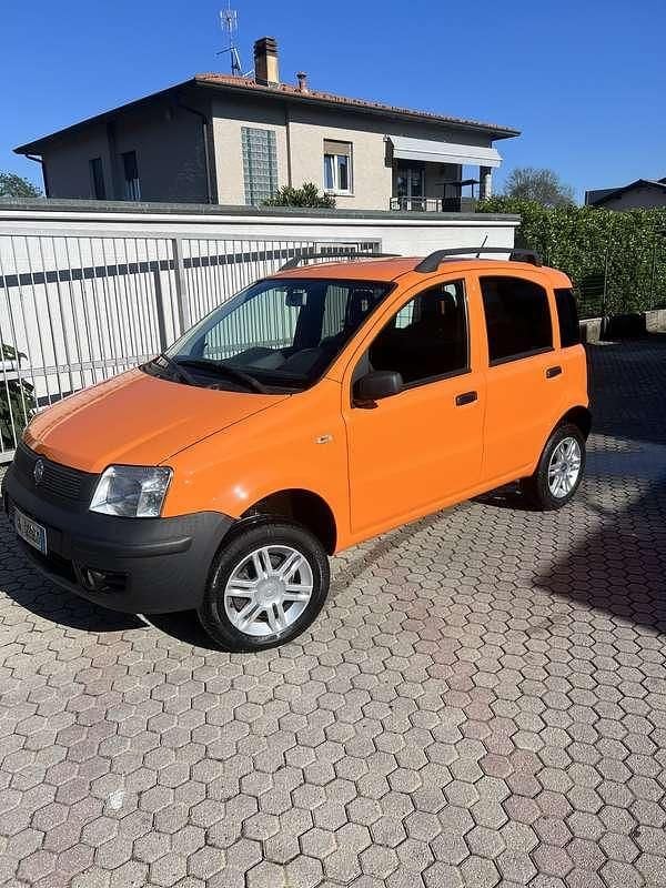 Usata Fiat Panda 4x4 69 CV (50 kW) 2007 Utilitaria