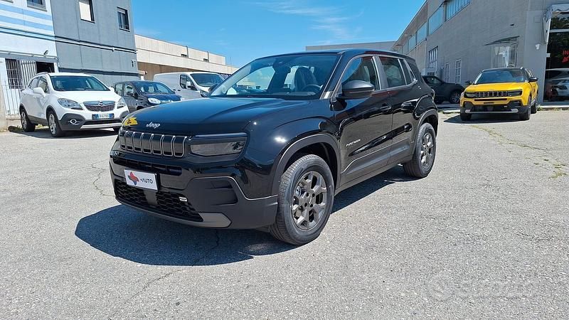 Nuova Jeep Avenger Longitude 100 CV (73 kW) 2025 Nero SUV