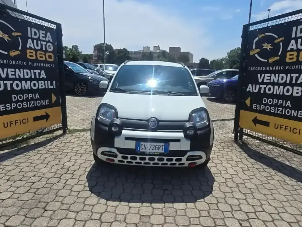 Usata Fiat Panda Cross Cross 69 CV (50 kW) 2023 Bianco Utilitaria