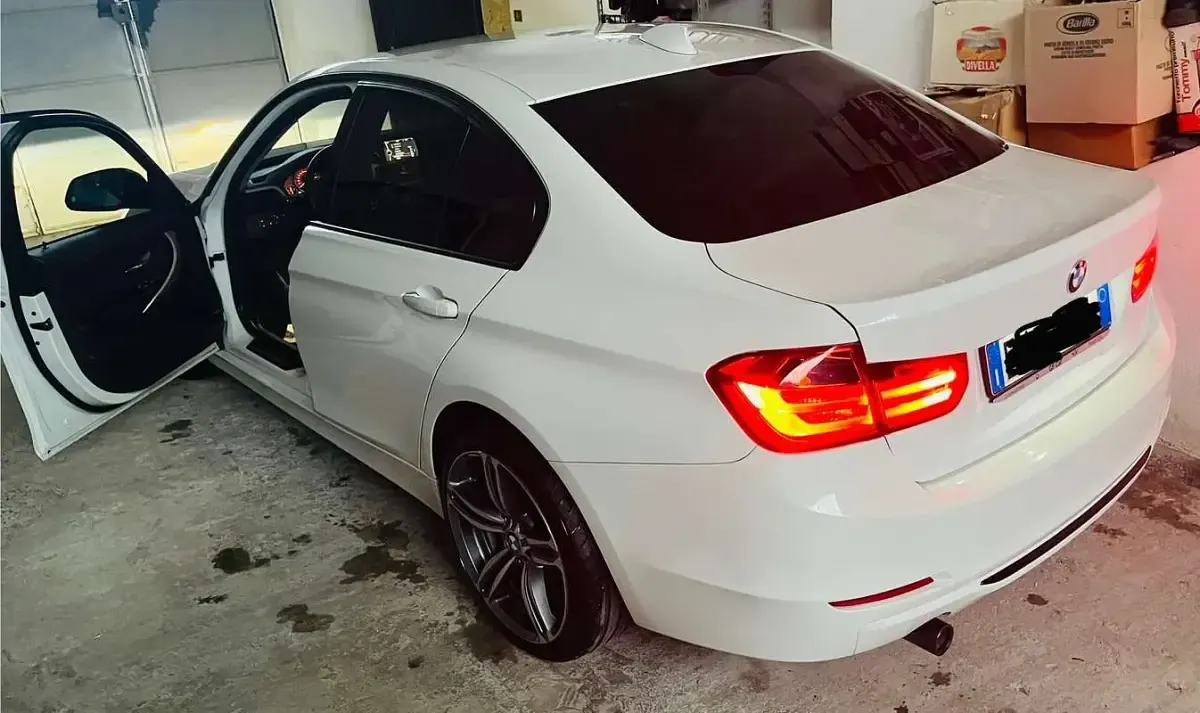 Usata BMW 316 116 CV (85 kW) 2012 Bianco Berlina