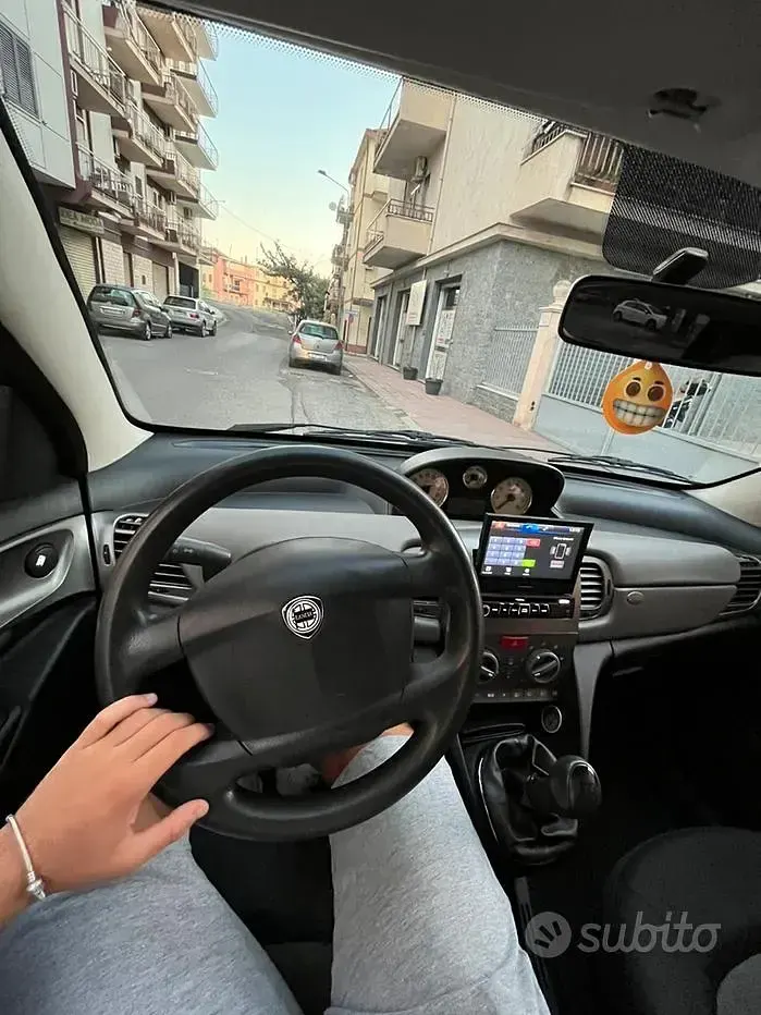 Usata Lancia Ypsilon 69 CV (50 kW) 2004 Nero Utilitaria