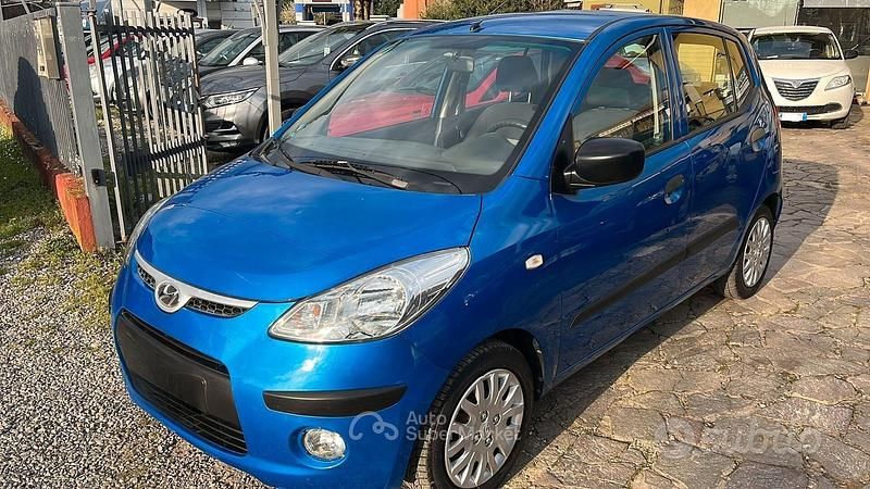 Usata Hyundai i10 Active 64 CV (47 kW) 2009 Blu Utilitaria