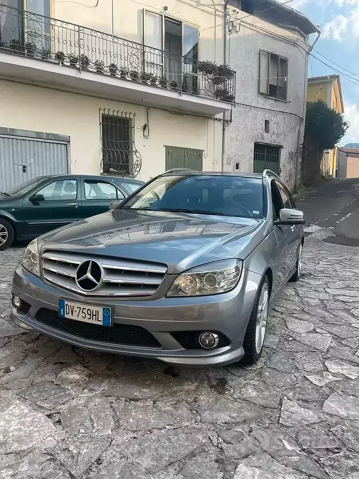 Usata Mercedes C220 Avantgarde 170 CV (125 kW) 2010 Grigio Station wagon