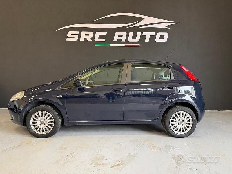 Occasion Fiat Grande Punto Active 69 ch (50 kW) 2009 Bleue Citadine