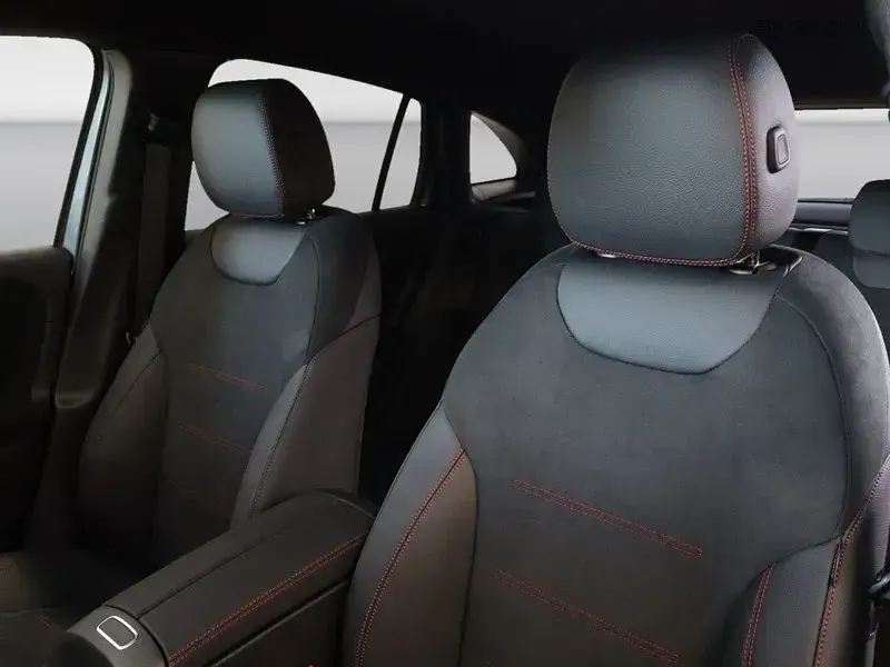 Nuova Mercedes GLA200 AMG line 150 CV (110 kW) 2026 Grigio SUV