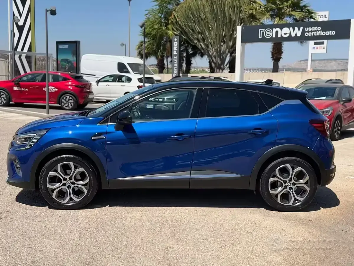 Usata Renault Captur Techno 101 CV (74 kW) 2023 Blu SUV