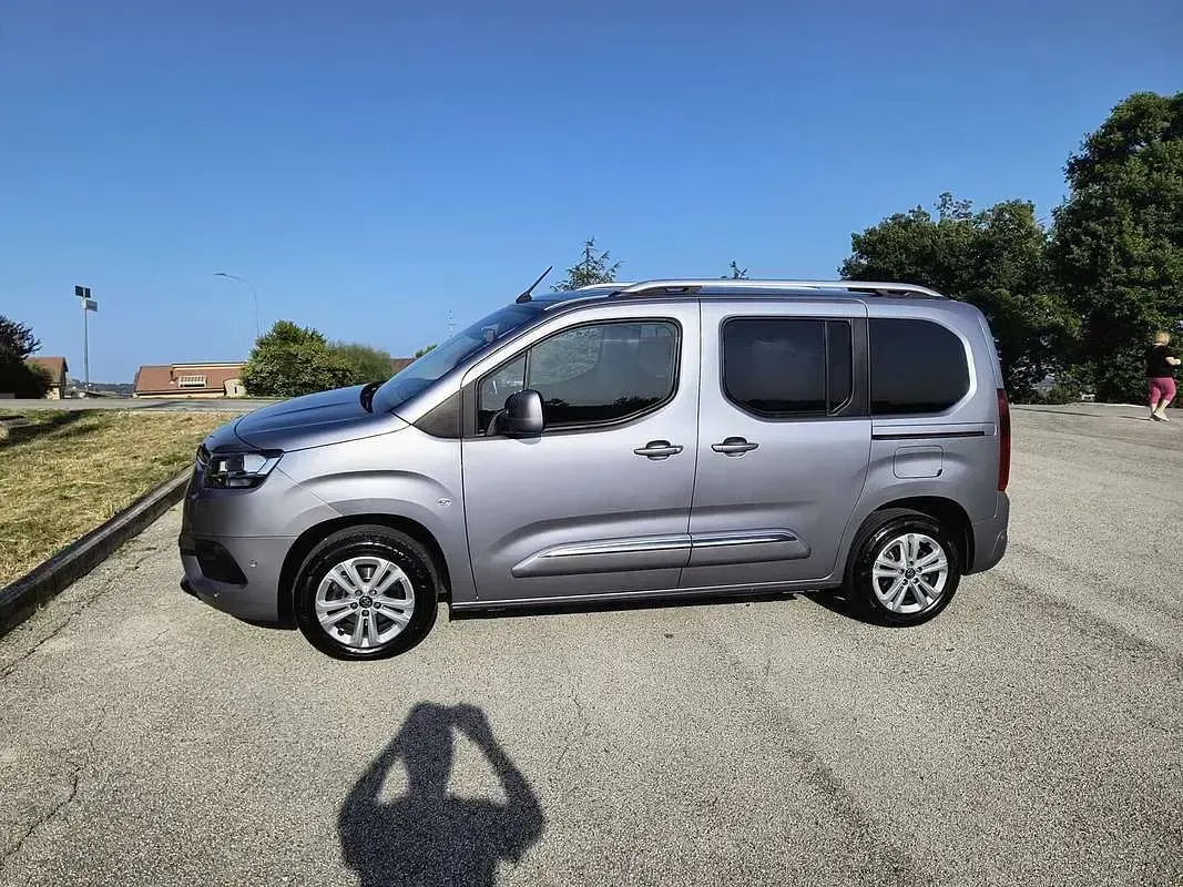 Usata Toyota Proace Verso City 101 CV (74 kW) 2020 Argento Station wagon