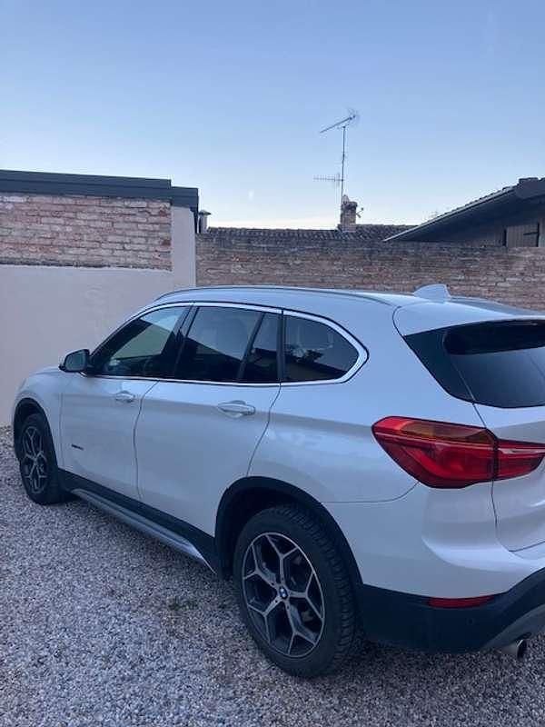 Usata BMW X1 xLine 150 CV (110 kW) 2017 Bianco SUV