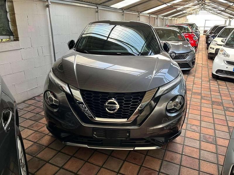 Grigio Usata 2020 Nissan Juke SUV | 16.900 € (Cara) - Immagine 1/4