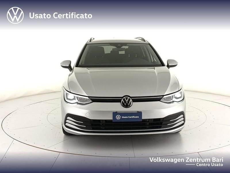 Usata VW Golf VIII Life 110 CV (80 kW) 2024 Argento Station wagon