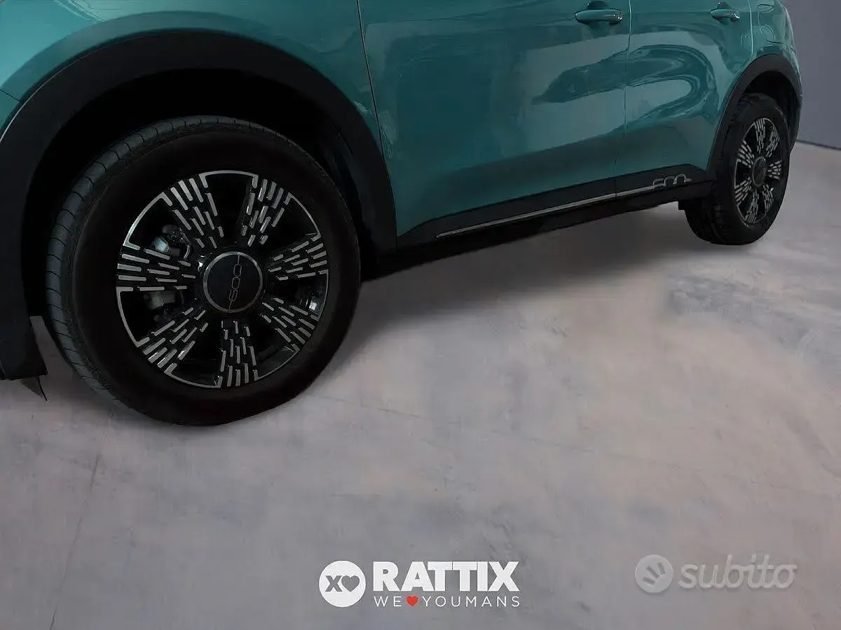 Usata Fiat 600 Pop 136 CV (100 kW) 2025 Azzurro acqua SUV