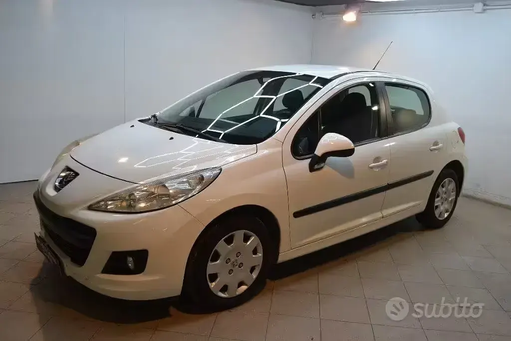 Usata Peugeot 207 Sport 73 CV (53 kW) 2009 Bianco Berlina