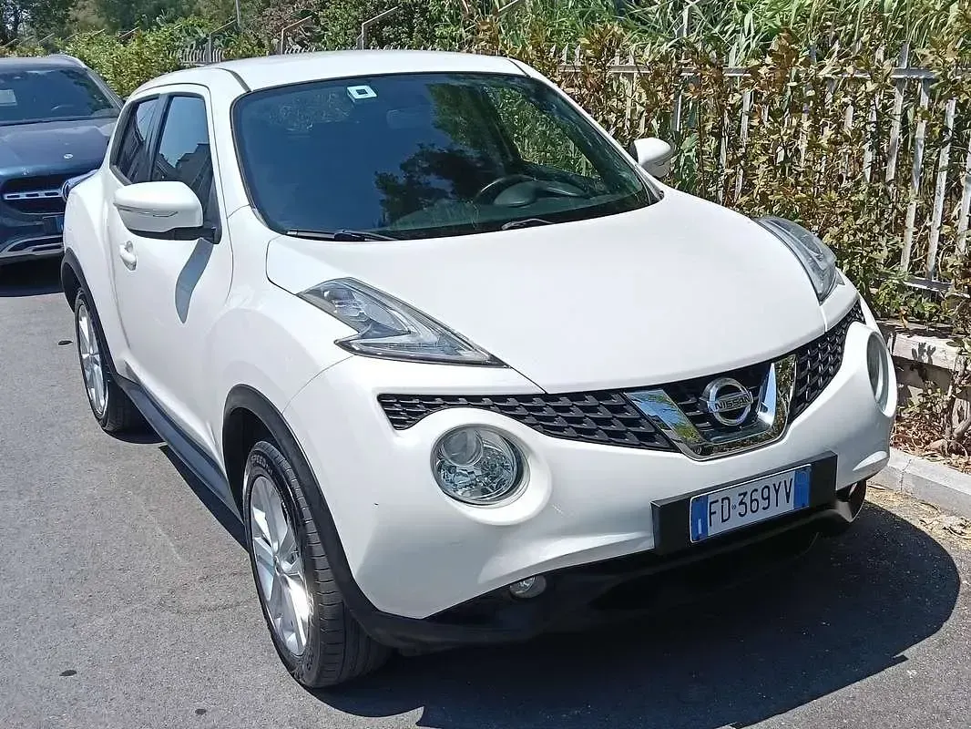 Usata Nissan Juke Acenta 110 CV (80 kW) 2015 Bianco SUV