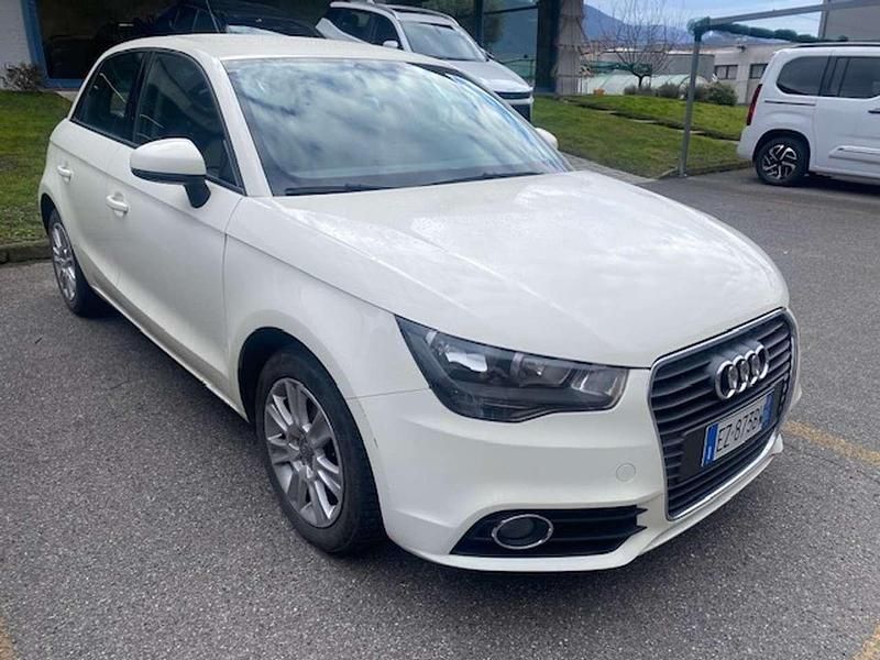 Usata Audi A1 Sportback Attraction 90 CV (66 kW) 2015 Bianco Utilitaria