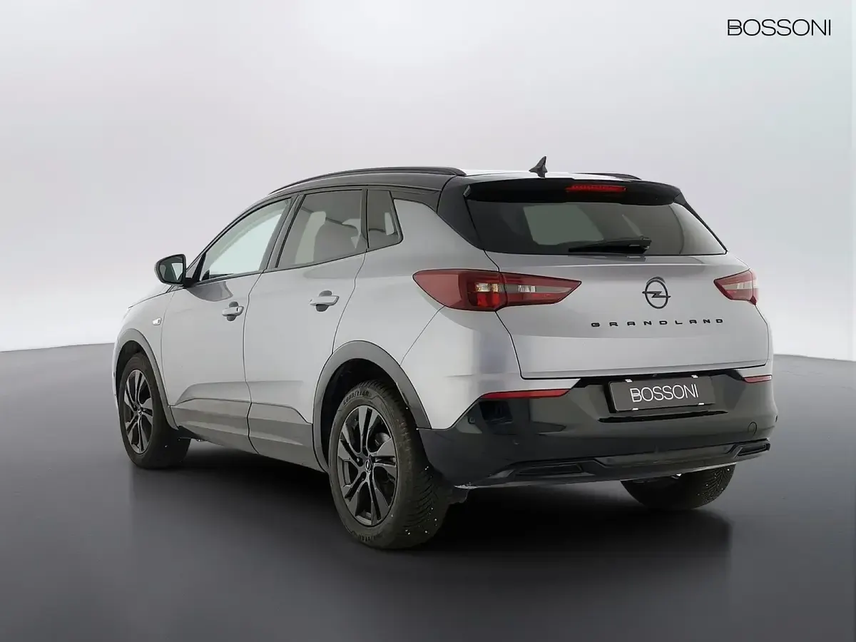 Usata Opel Grandland X GS Line 131 CV (96 kW) 2022 Argento SUV