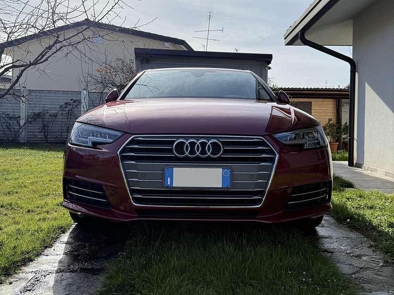 Usata Audi A4 Sport 190 CV (139 kW) 2017 Rosso Berlina