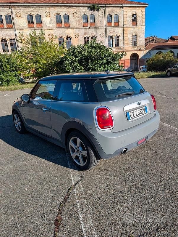 Usata Mini Cooper 116 CV (85 kW) 2014 Grigio Utilitaria
