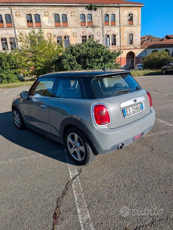 Grigio Usata 2014 Mini Cooper Utilitaria | 11.200 € (Buon prezzo) - Immagine 1/4