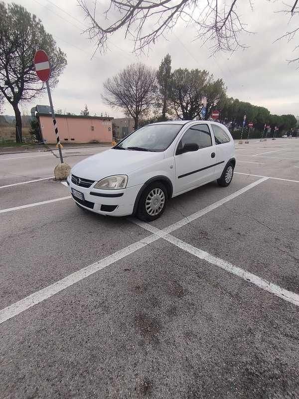 Occasion Opel Corsavan 69 ch (50 kW) 2004 Citadine