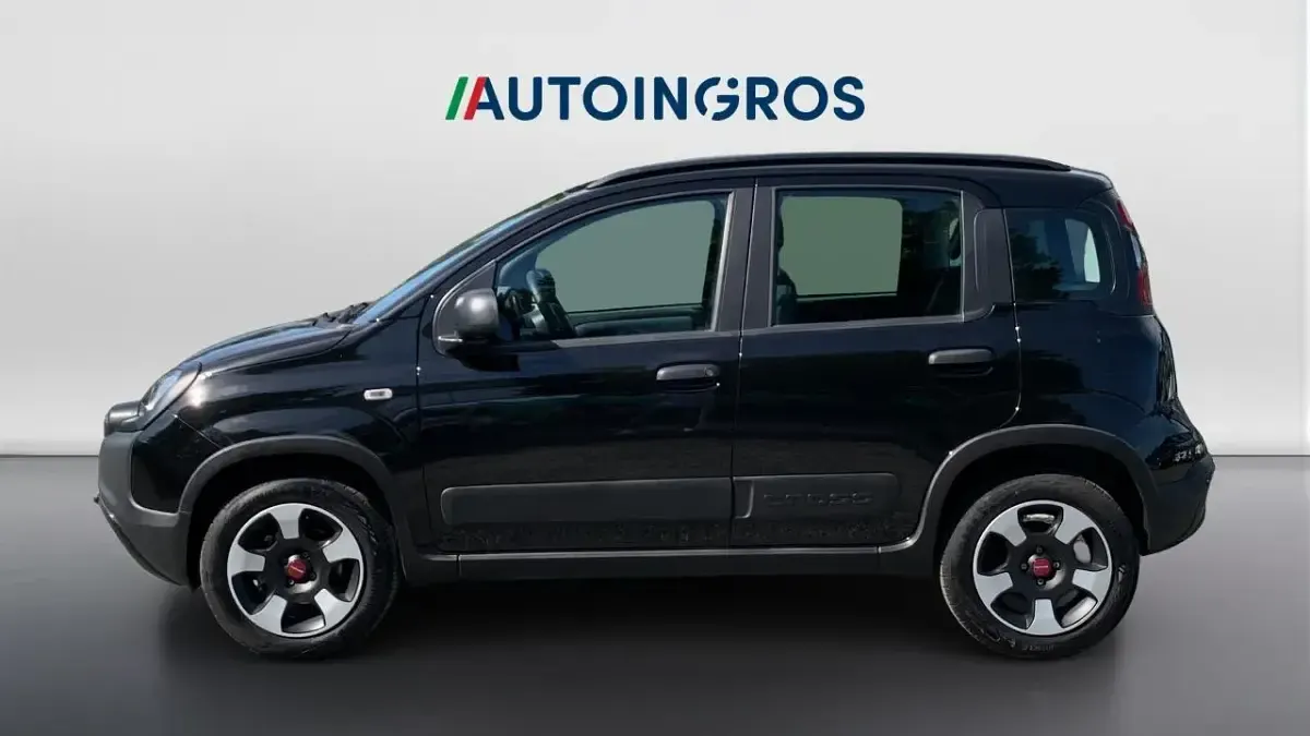 Usata Fiat Panda Cross Cross 69 CV (50 kW) 2022 Nero Utilitaria