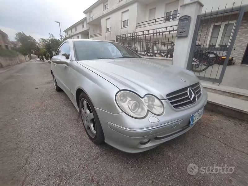 Usata Mercedes CLK270 170 CV (125 kW) 2006