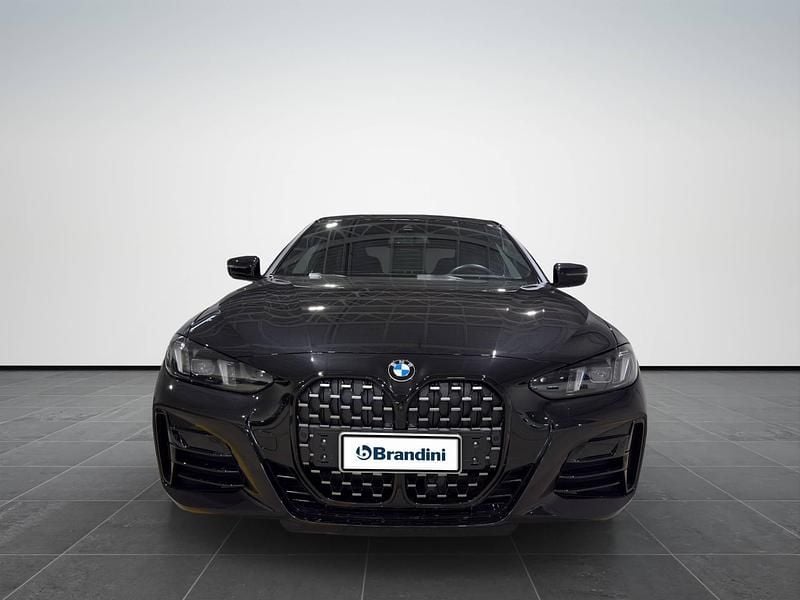 Usata BMW 420 M Sport 190 CV (139 kW) 2025 Black sapphire met. Coupé