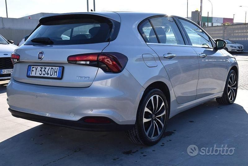 Usata Fiat Tipo Business 120 CV (88 kW) 2019 Grigio Berlina
