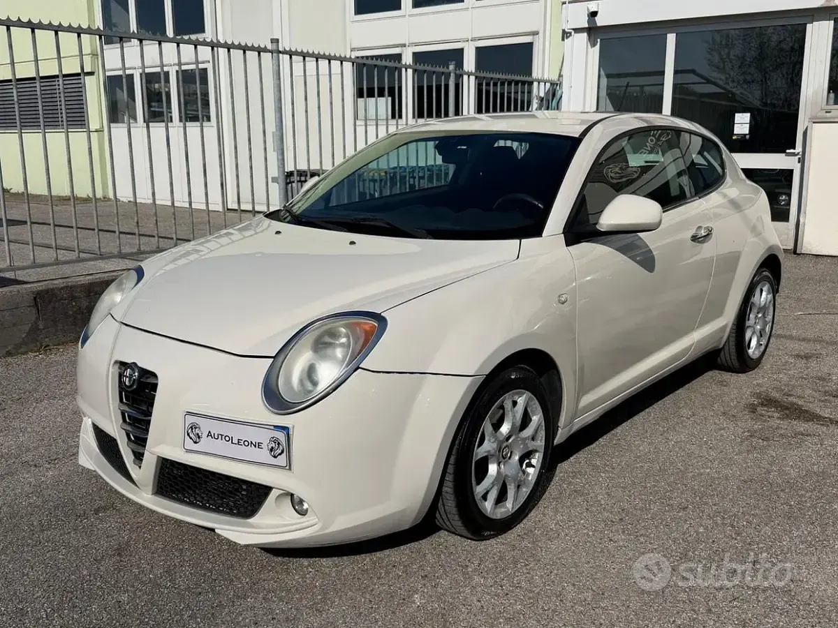 Usata Alfa Romeo MiTo Distinctive 120 CV (88 kW) 2009 Bianco Utilitaria